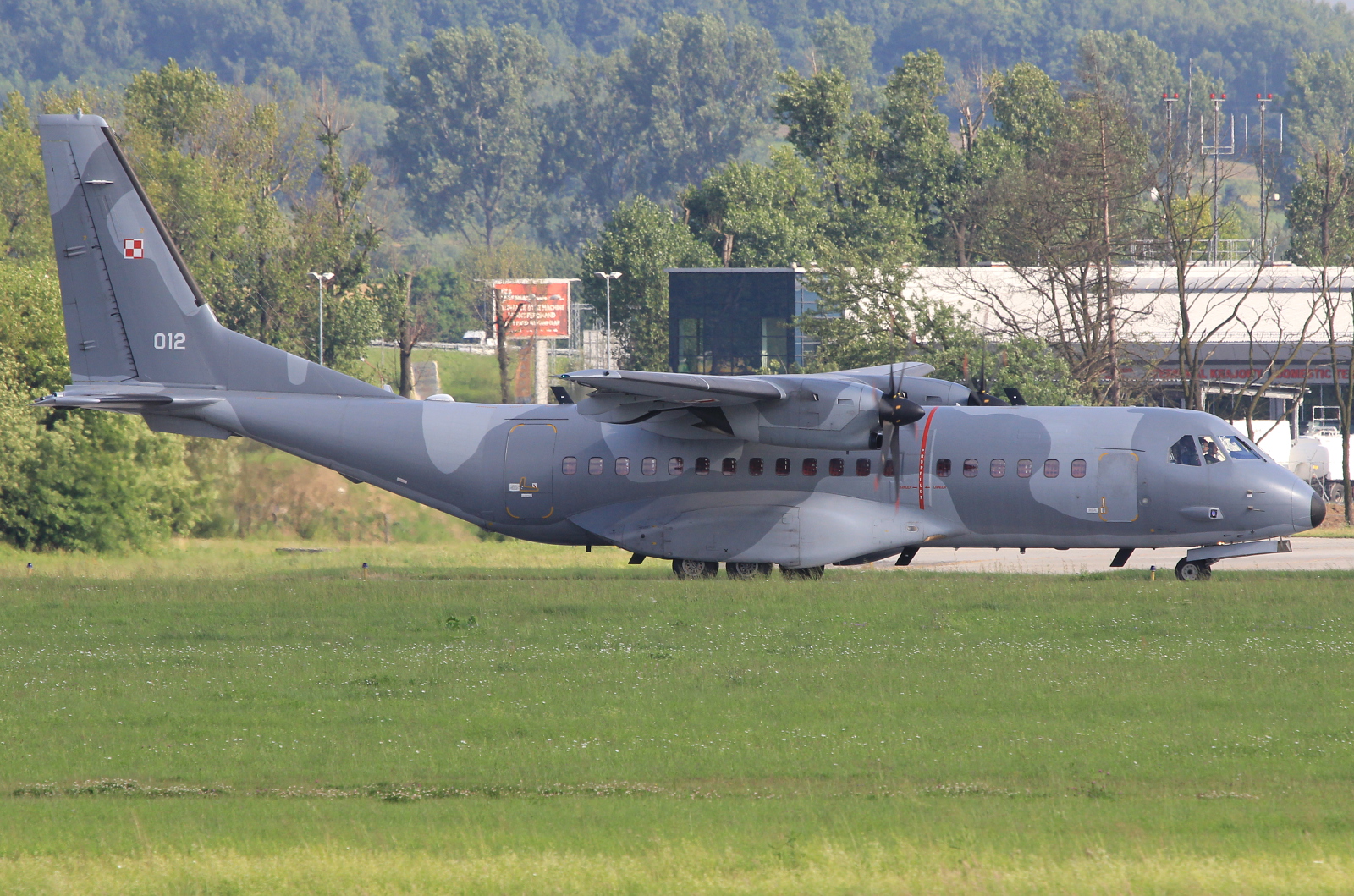 012 (S-010) 2003 CASA C-295M