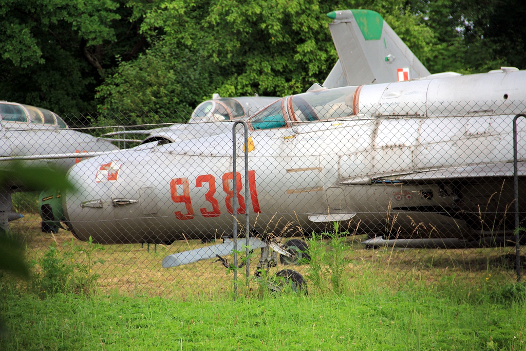 9381, (cn 75089381), Mikoyan-Gurevich MiG-21bis