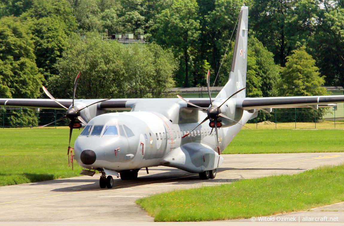 012 (S-010) 2003 CASA C-295M