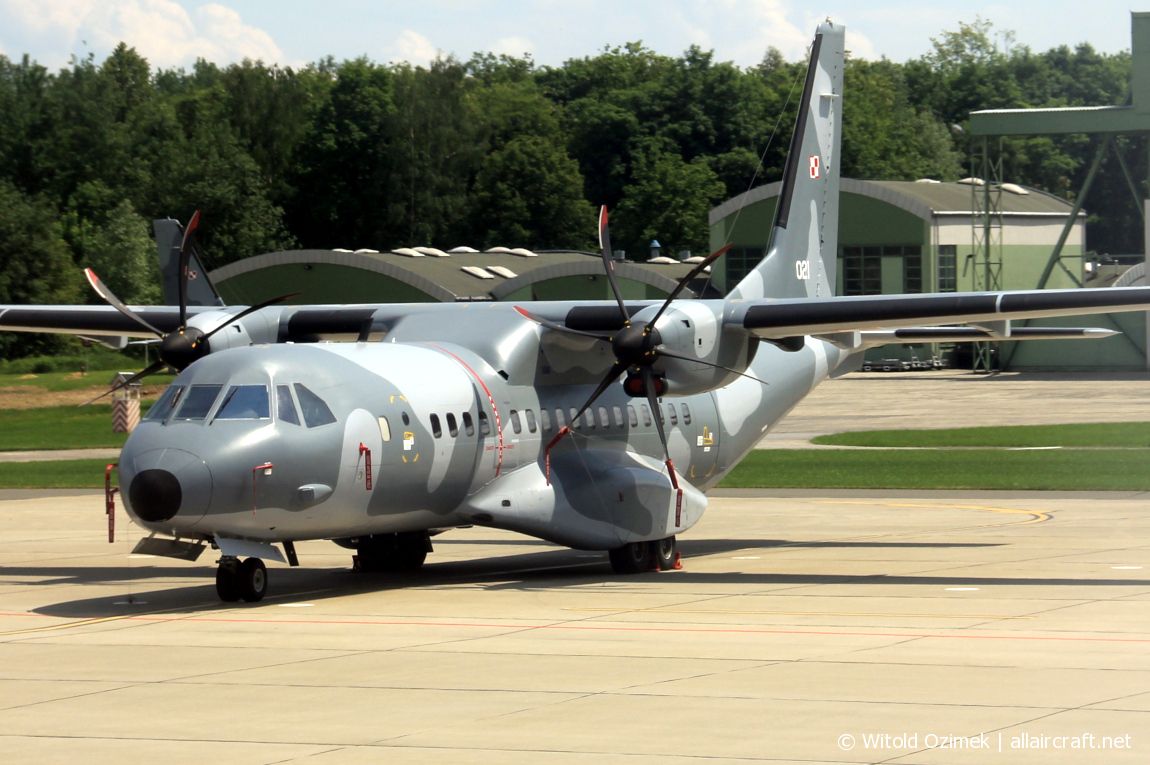 021 ( S-051 ) 2009  ‏‏‎  ‏CASA C-295M