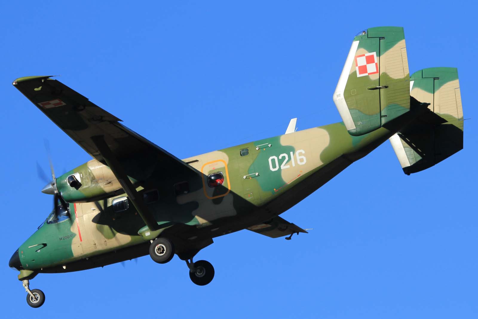 0216 (AJG003-04) PZL-Mielec M-28B/PT Bryza