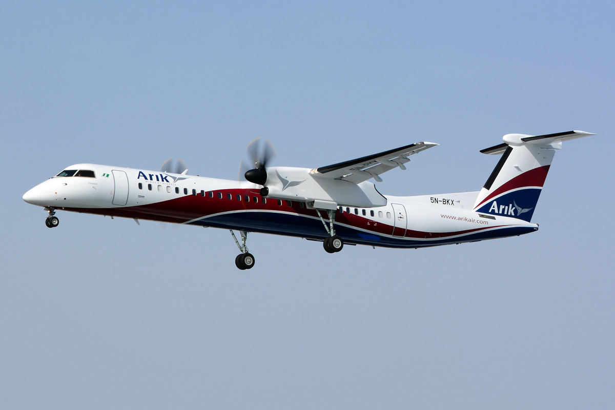 5N-BKX (cn 4470) Dash 8-Q402