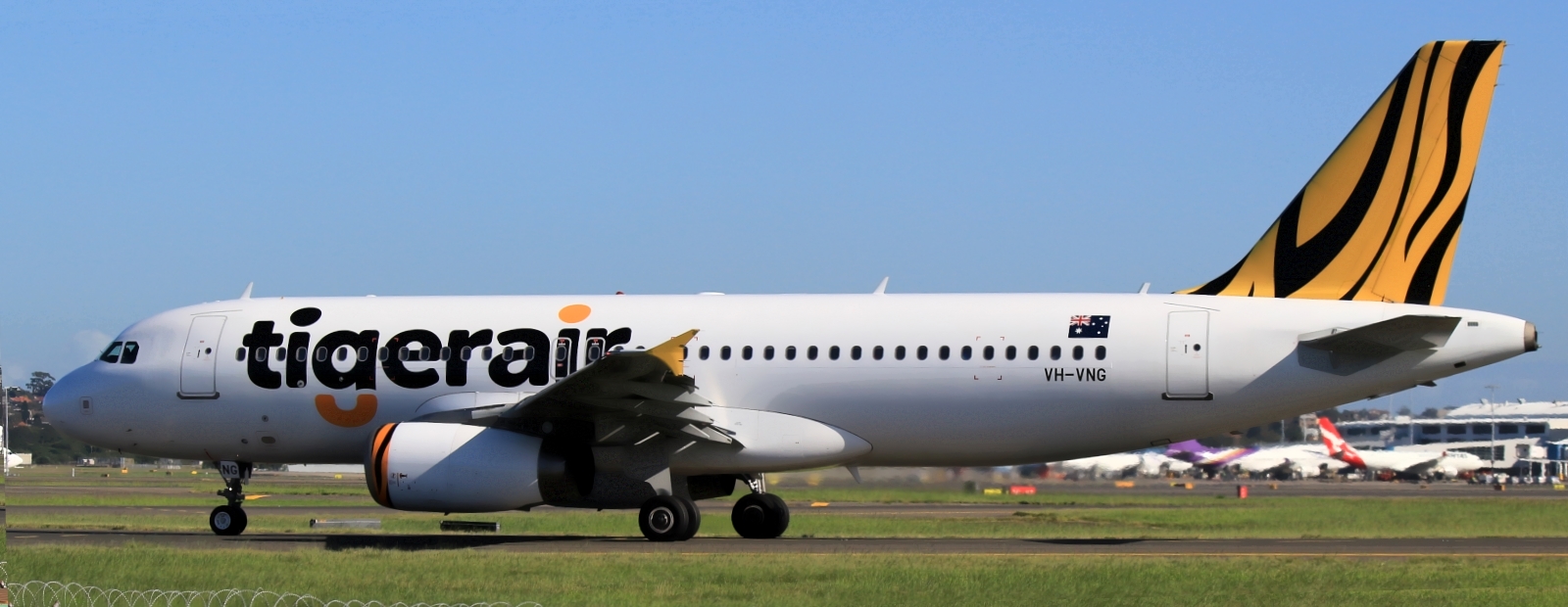 VH-VNG (3674) 2008 Airbus A320-23