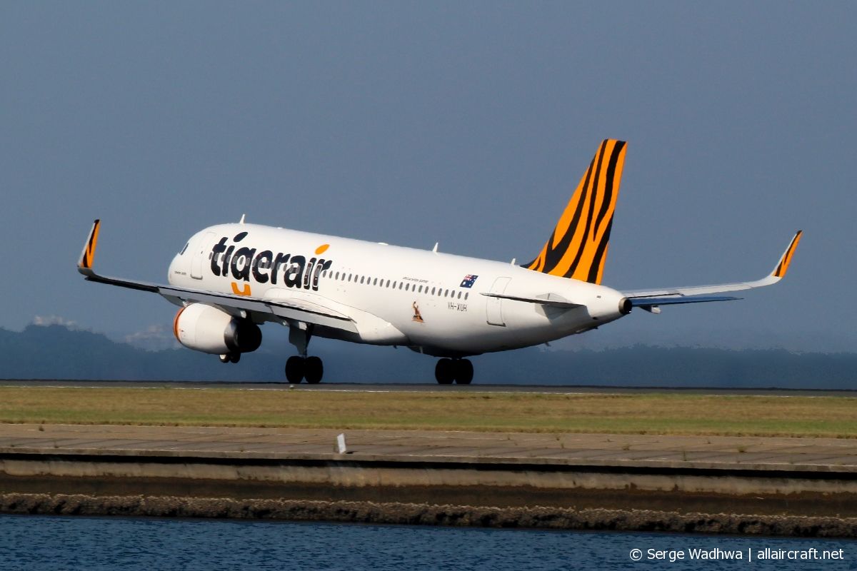 VH-XUH (6749) 2015 Airbus A320-232(WL)