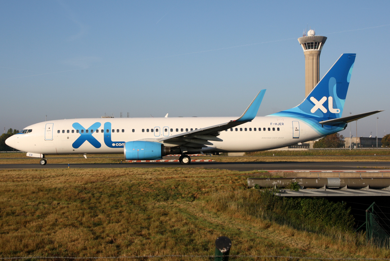 F-HJER (32736) 2002 Boeing 737-86N(WL)