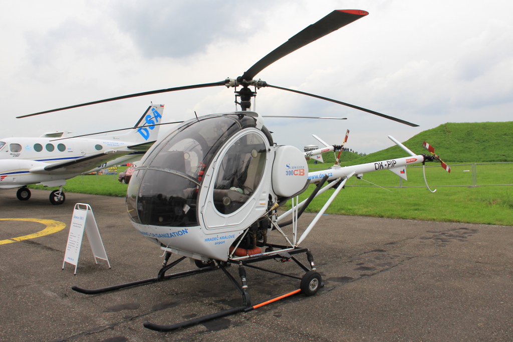 OK-PIP (0103) Schweizer 300CB