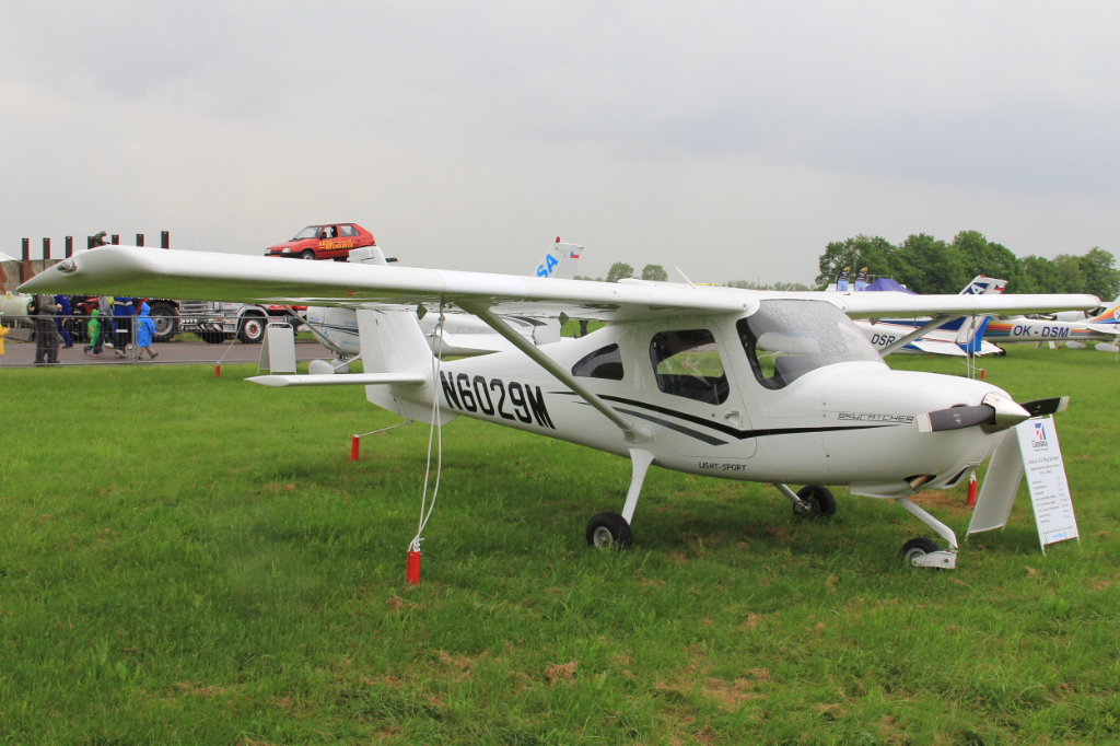N6029M · Cessna 162 Skycatcher · (LKHK / EHS)