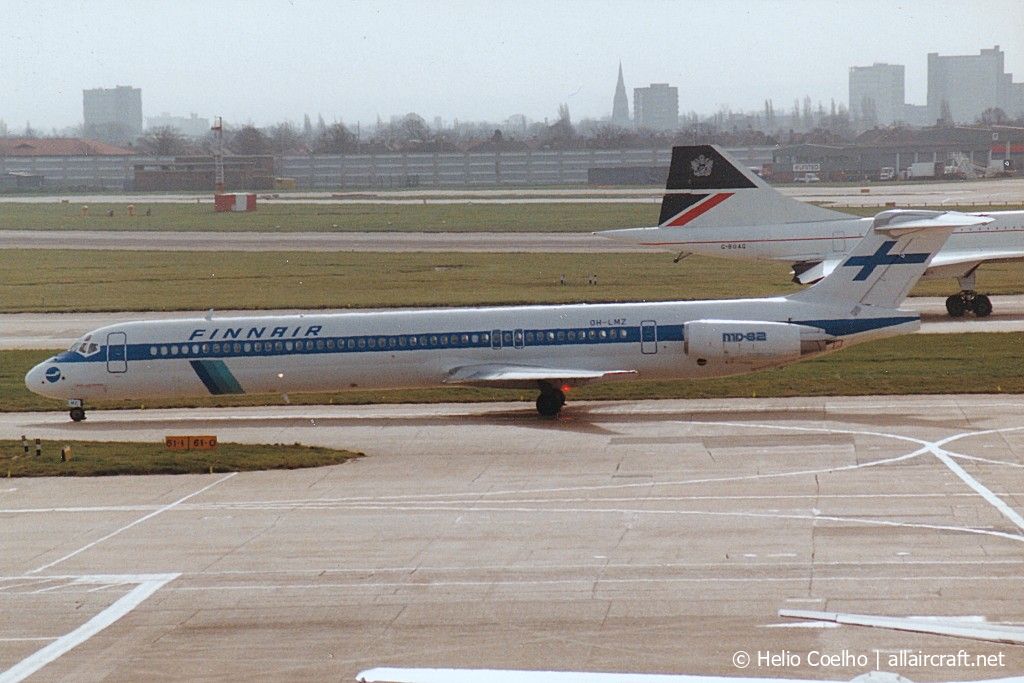 OH-LMZ (53246) 1991 McDonnell Douglas MD-82