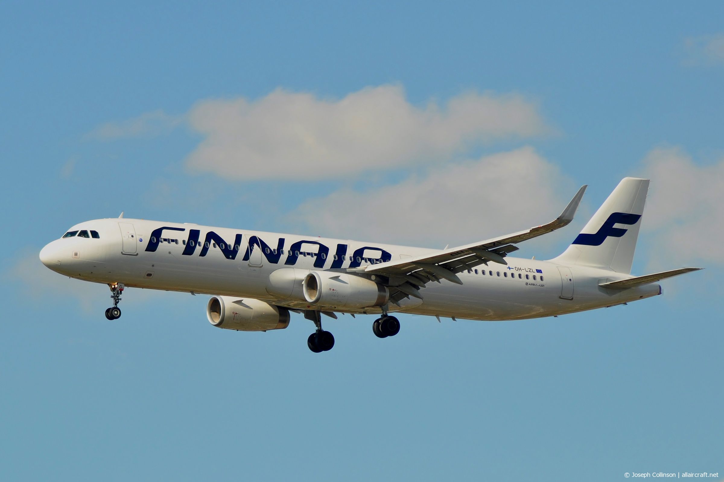 OH-LZL · Airbus A321-231 · (LHR / EGLL)