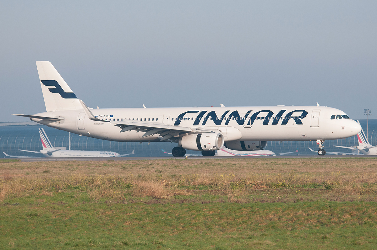 OH-LZL (006083) Airbus A321-231
