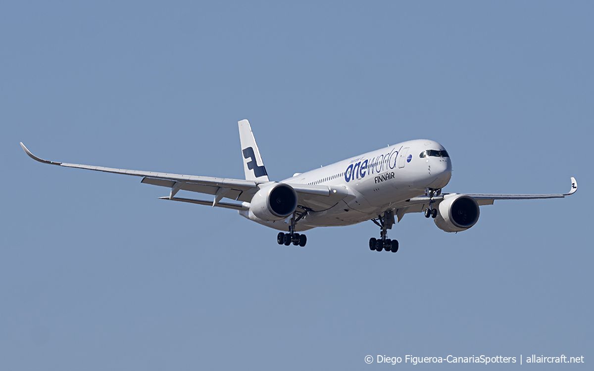 OH-LWB (019) 2015 Airbus A350-941