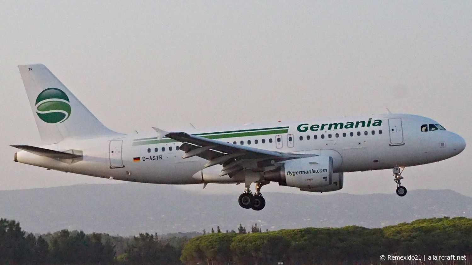 D-ASTR (3950) 2009 Airbus A319-112