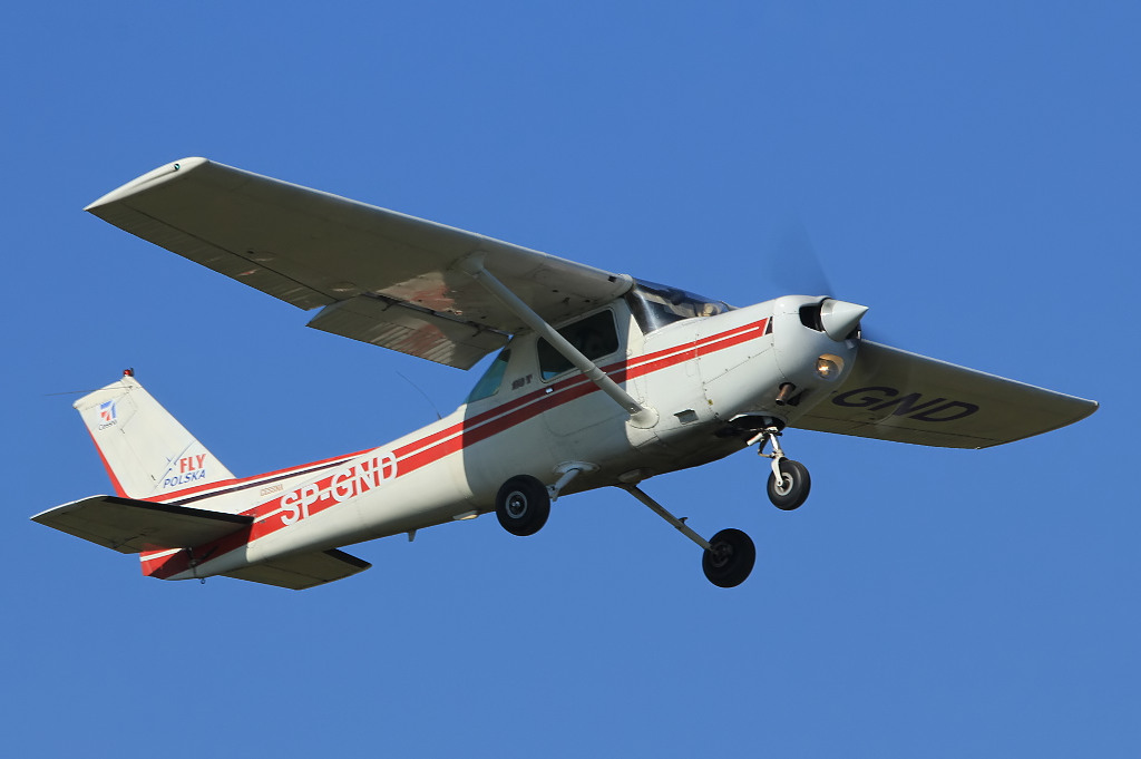 SP-GND, (cn 15285222), Cessna 152 T