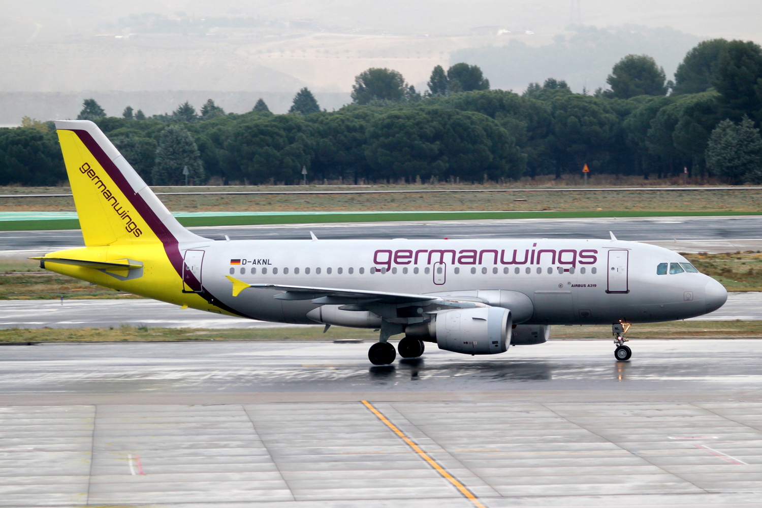 D-AKNL (1084) 1999 Airbus A319-112