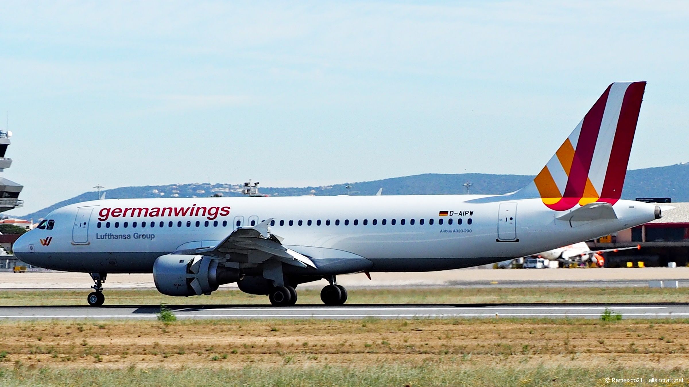 D-AIPW (137) 1990 Airbus A320-211