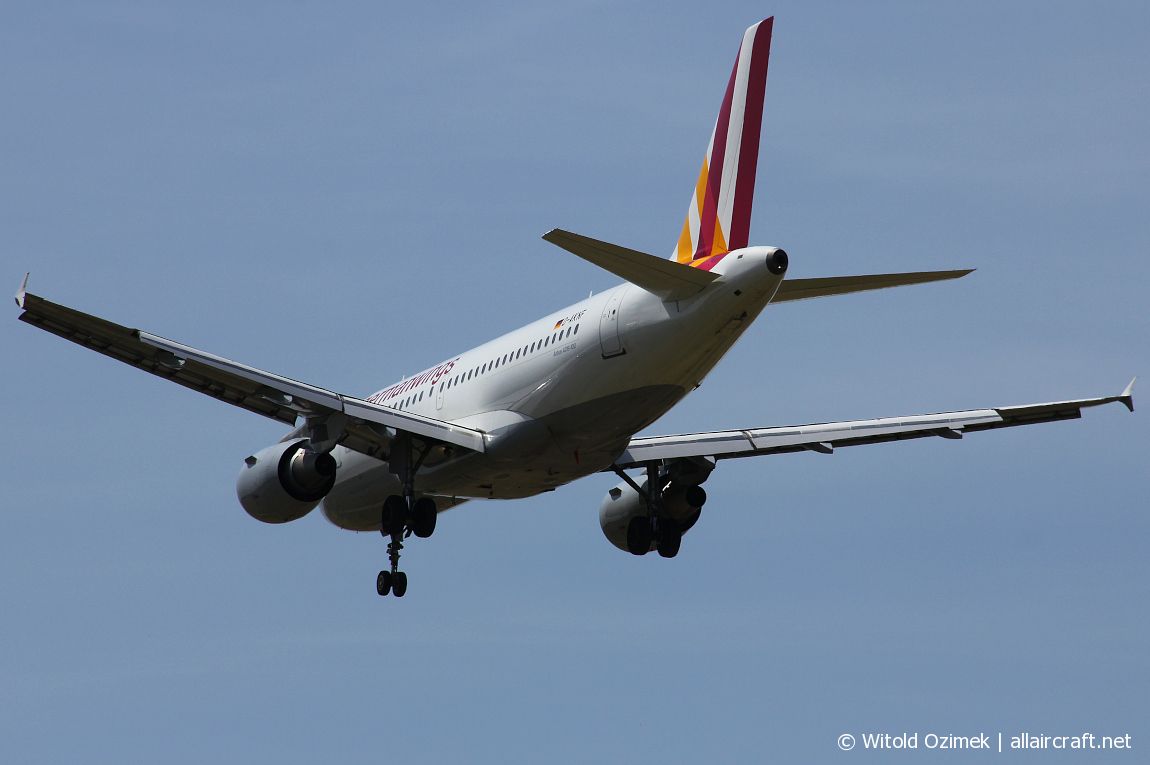 D-AKNF (646) 1997 Airbus A319-112