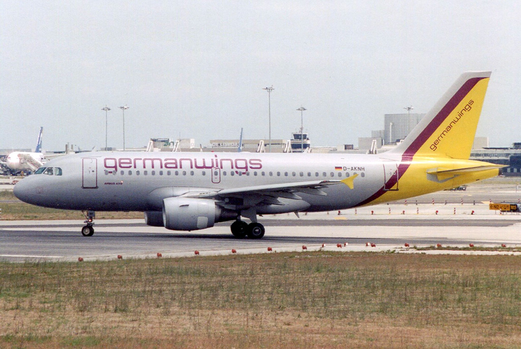 D-AKNH · Airbus A319-112 · (LIS / LPPT)