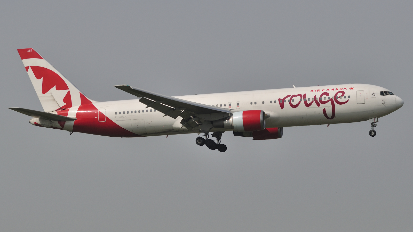 C-GHLK (cn 26388) Boeing 767-35HER