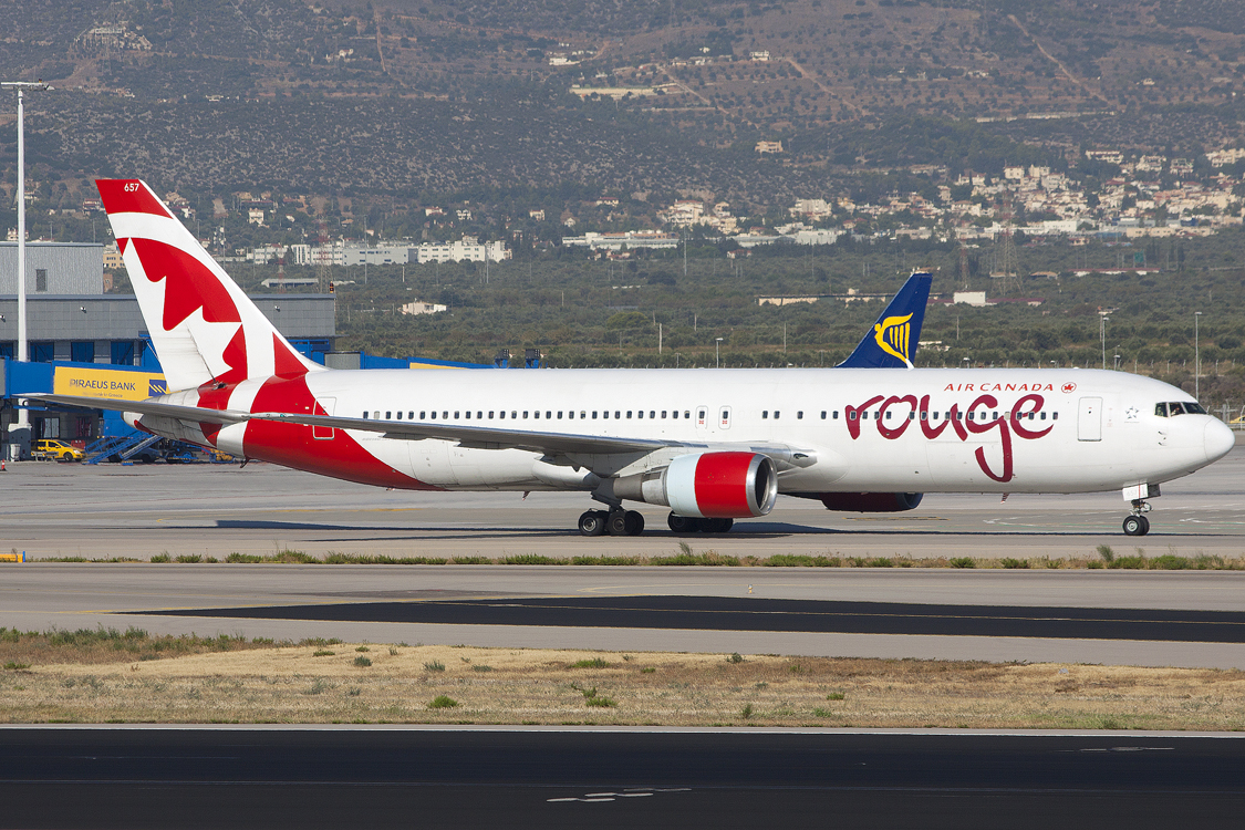 C-GHLK (cn 26388) Boeing 767-35HER