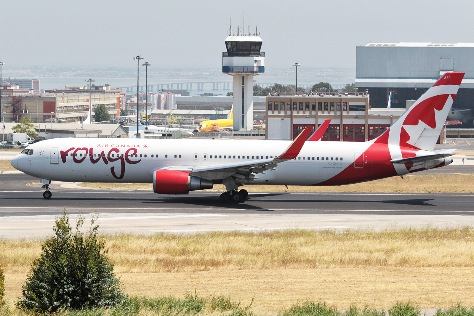 C-GHLQ (cn 30846) Boeing 767-333ER