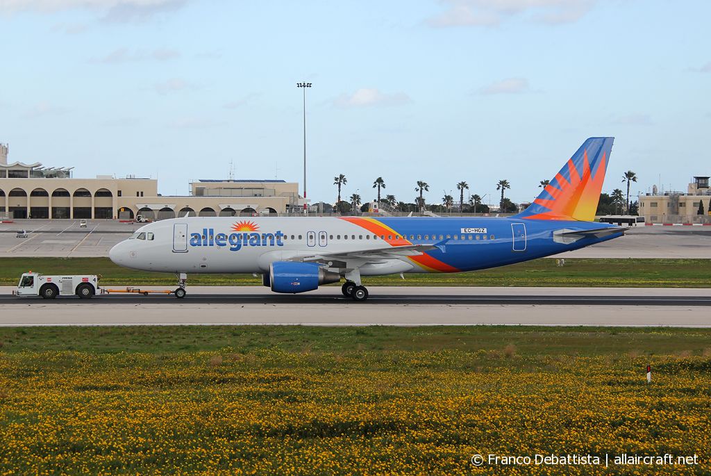 EC-HGZ (1208) 2000 Airbus A320-214