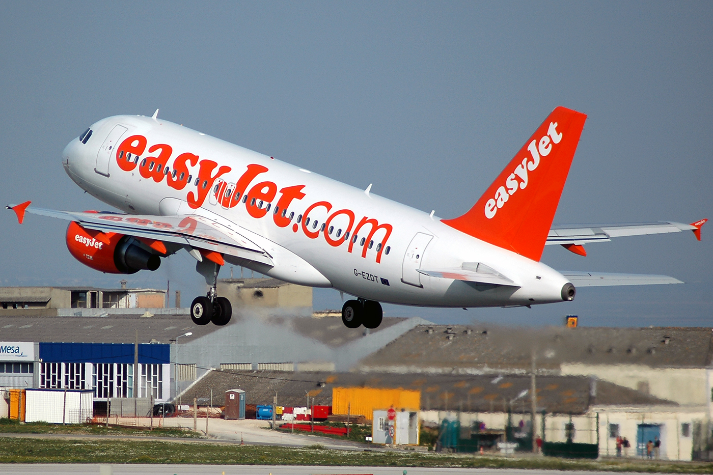 G-EZDT (3720) 2008 Airbus A319-111