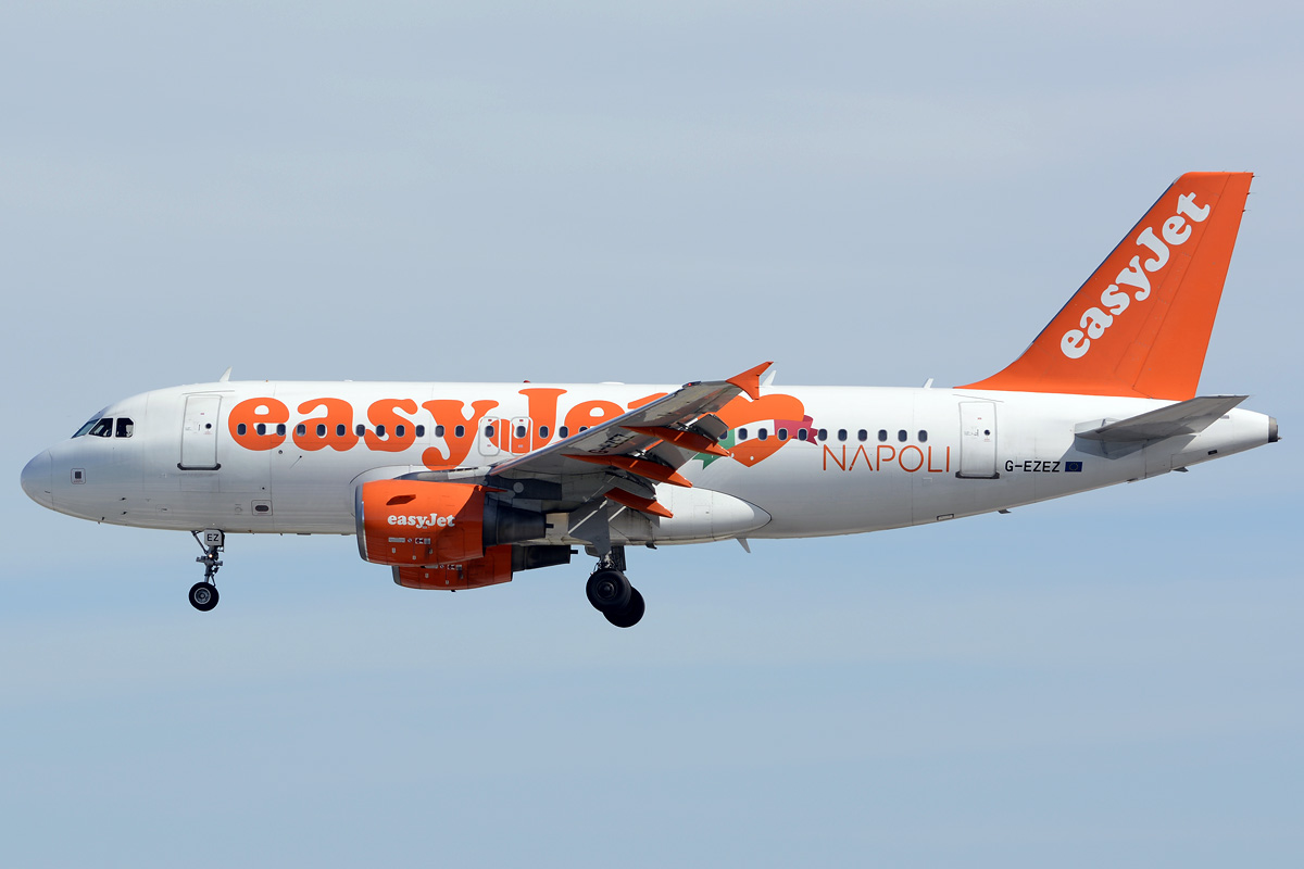 G-EZEZ (2360) 2004 Airbus A319-111