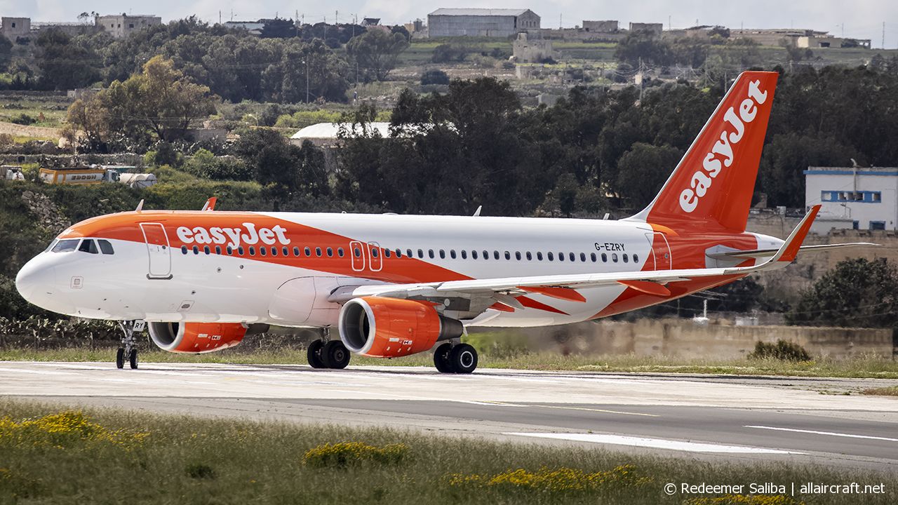 G-EZRY (8344) 2018 Airbus A320-214(WL)