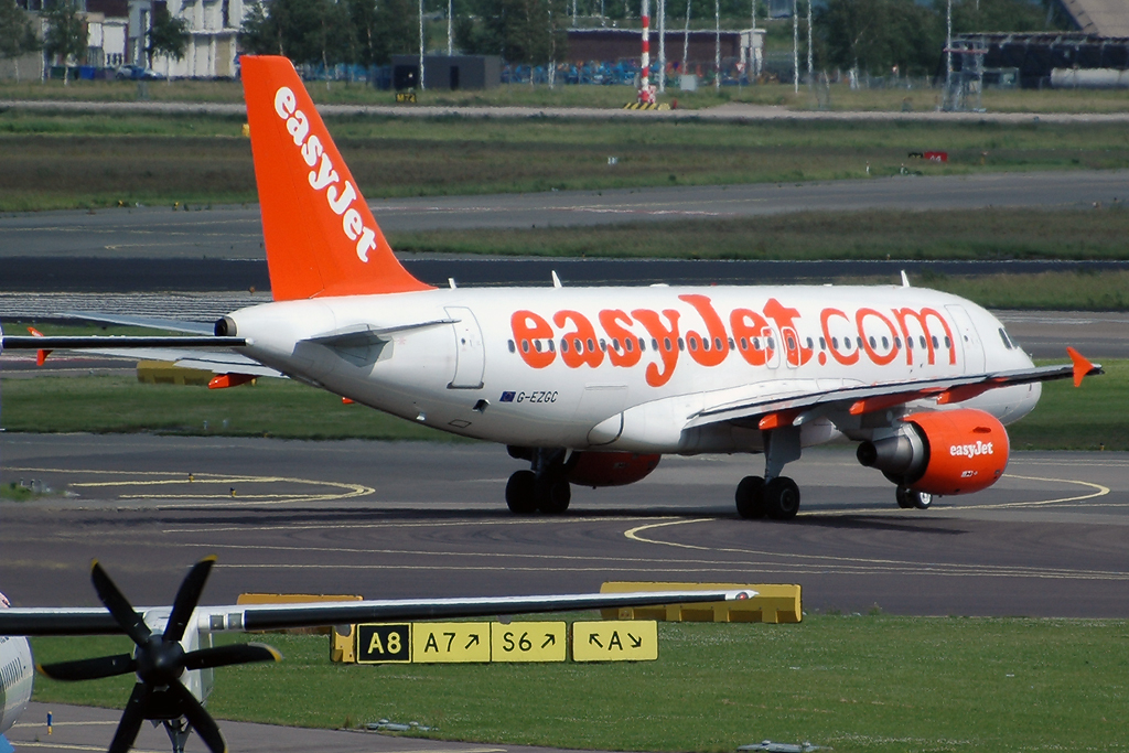 G-EZGC (4444) 2010 Airbus A319-111