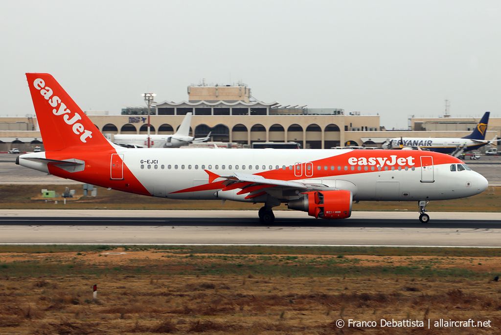G-EJCI (4581) 2011 Airbus A320-214