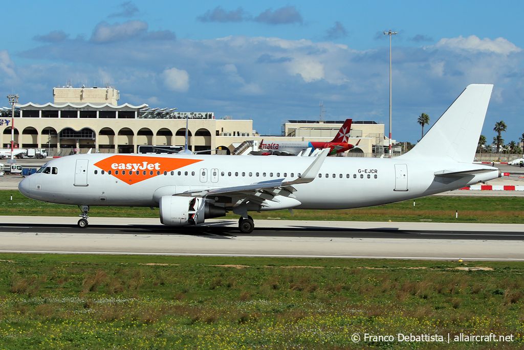 G-EJCR (6282) 2014 Airbus A320-214(WL)