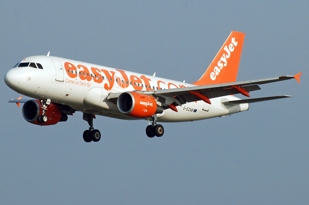 G-EZAB (2681) 2006 Airbus A319-111
