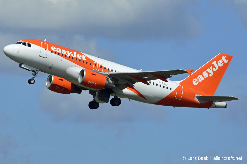 G-EZAF (2715) 2006 Airbus A319-111