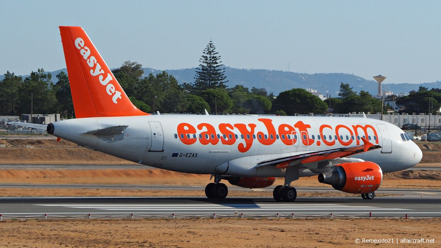 G-EZAX (2818) 2006 Airbus A319-111