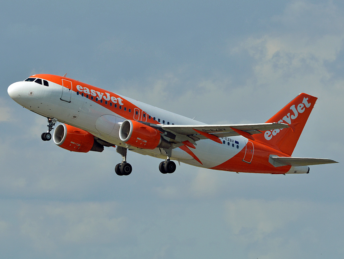 G-EZBV (3122) 2007 Airbus A319-111