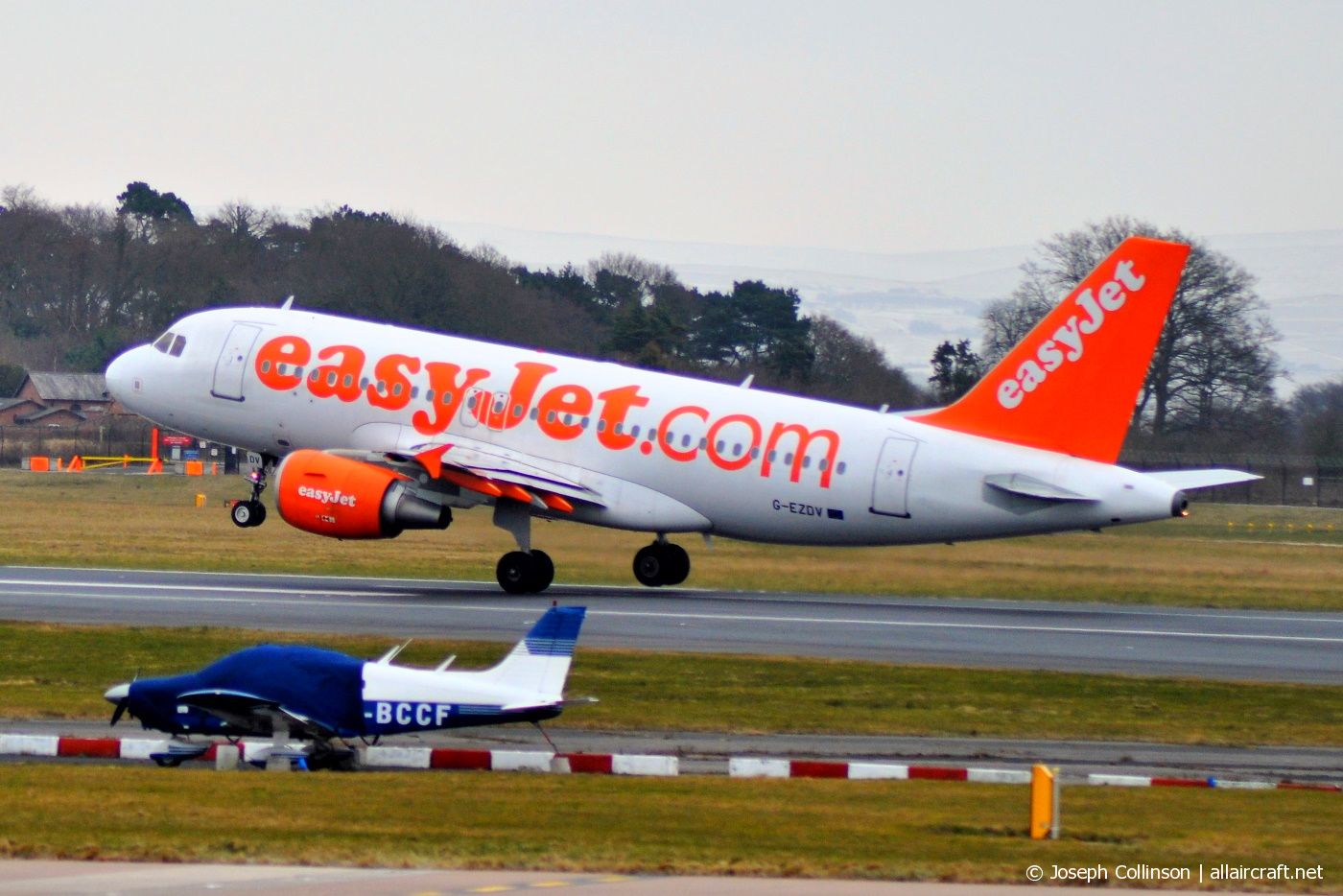 G-EZDV (3742) 2008 Airbus A319-111