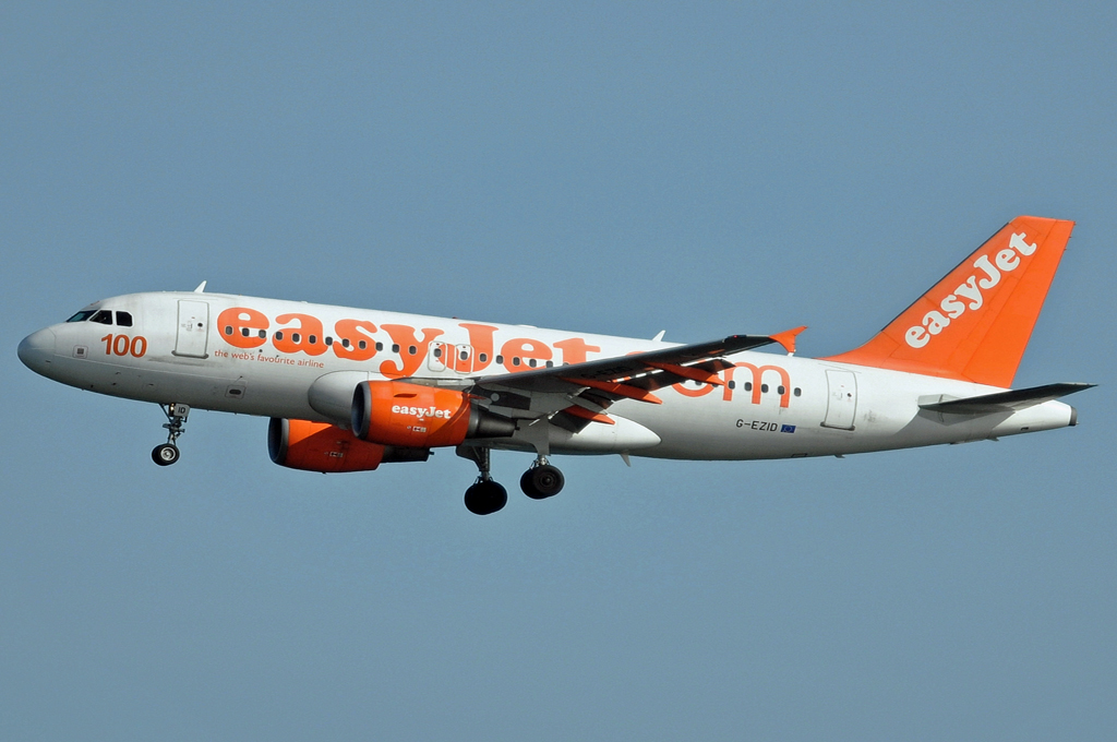 G-EZDI (3537) 2008 Airbus A319-111