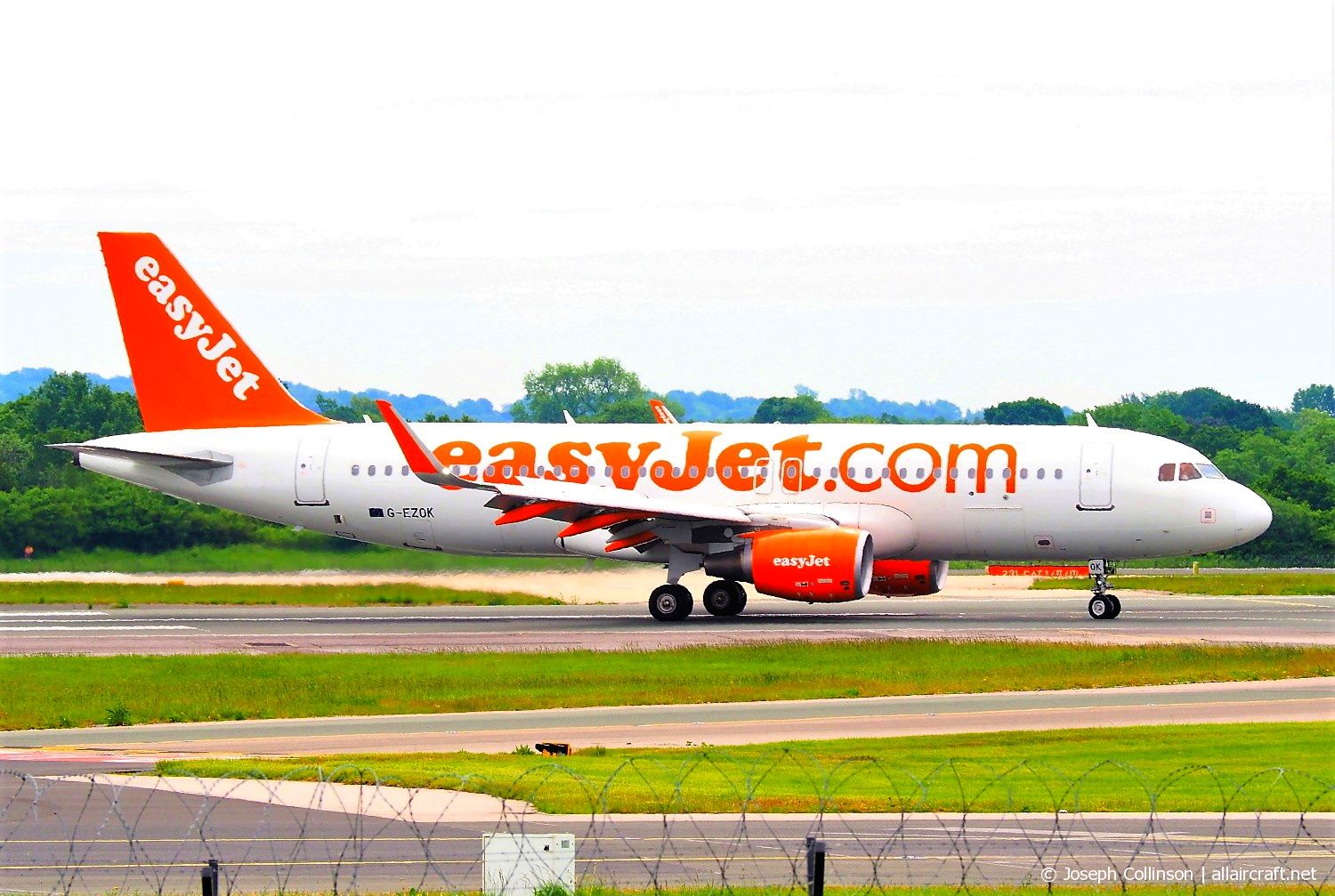 G-EZOK (6568) 2015 Airbus A320-214(WL)