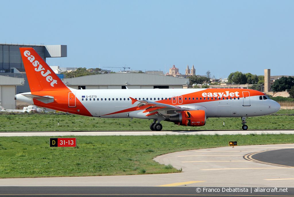 G-EZTD (3909) 2009 Airbus A320-214