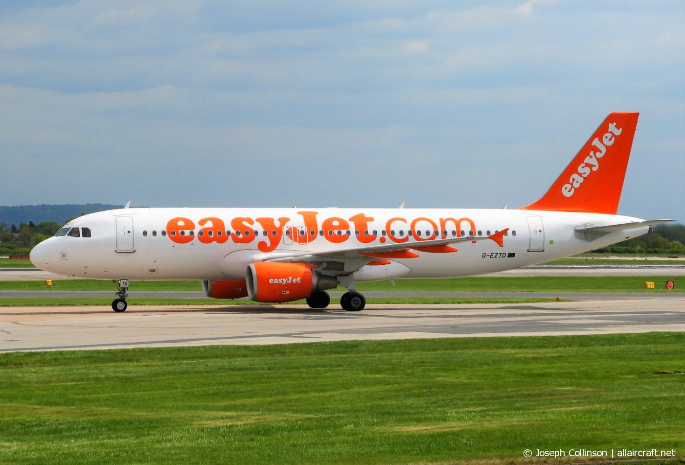 G-EZTD (3909) 2009 Airbus A320-214