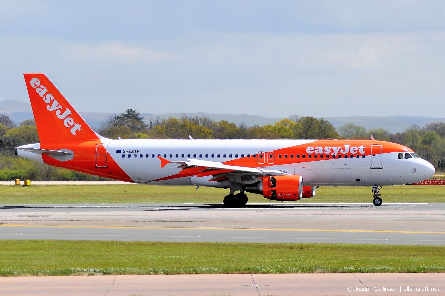 G-EZTH (3953) 2009 Airbus A320-214