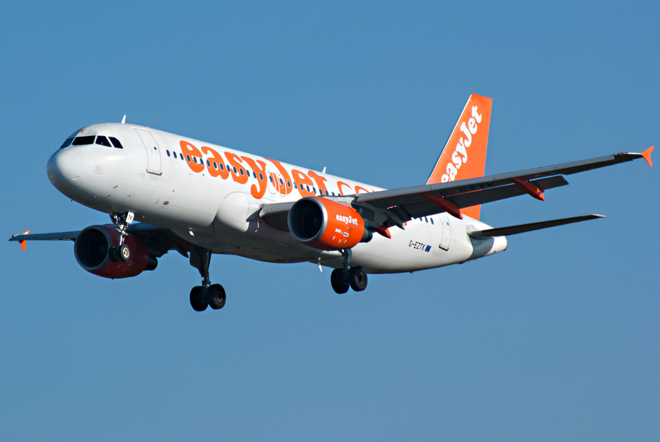 G-EZTK (3991) 2009 Airbus A320-214