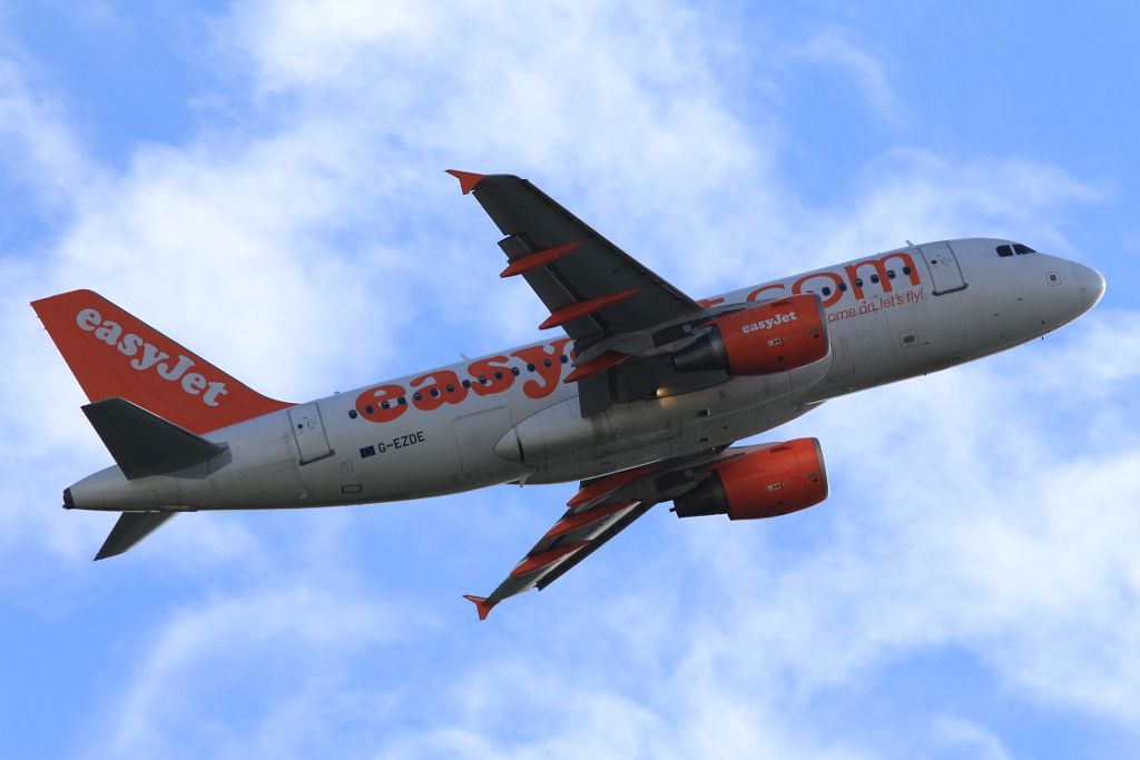 G-EZDE (3426) 2008 Airbus A319-111