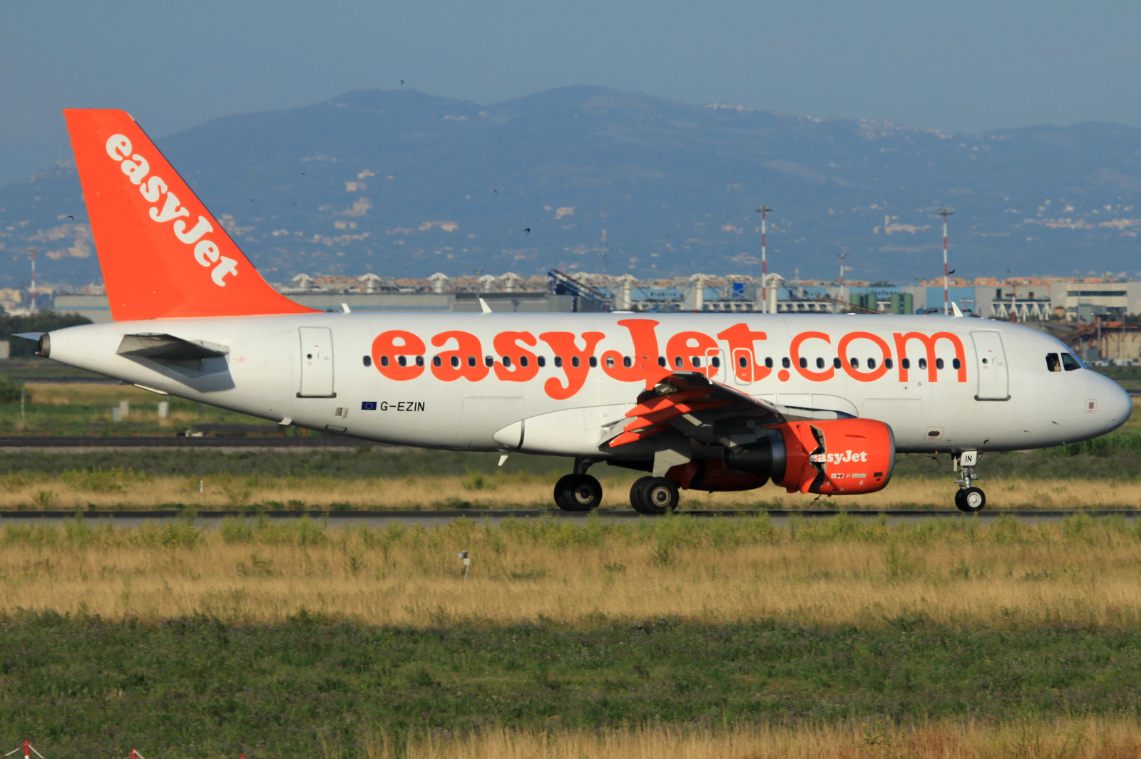 G-EZIN (2503) 2005 Airbus A319-111