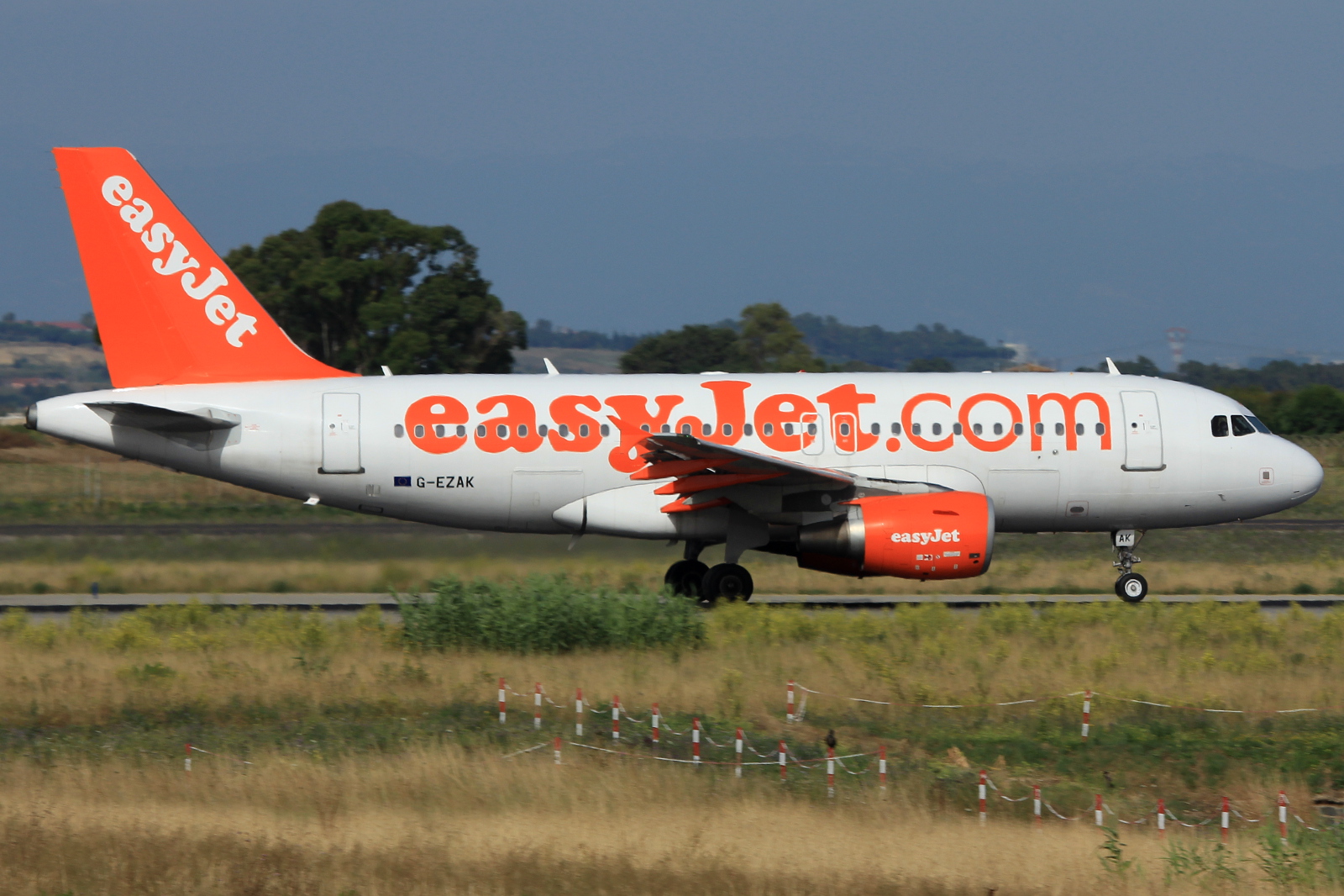 G-EZAK (2744) 2006 Airbus A319-111