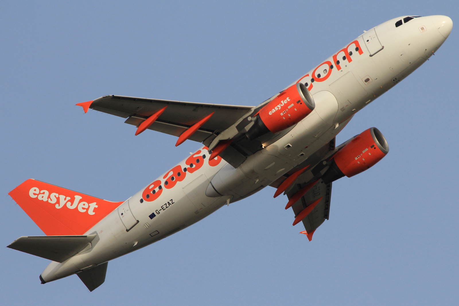 G-EZAZ (2829) 2009 Airbus A319-111