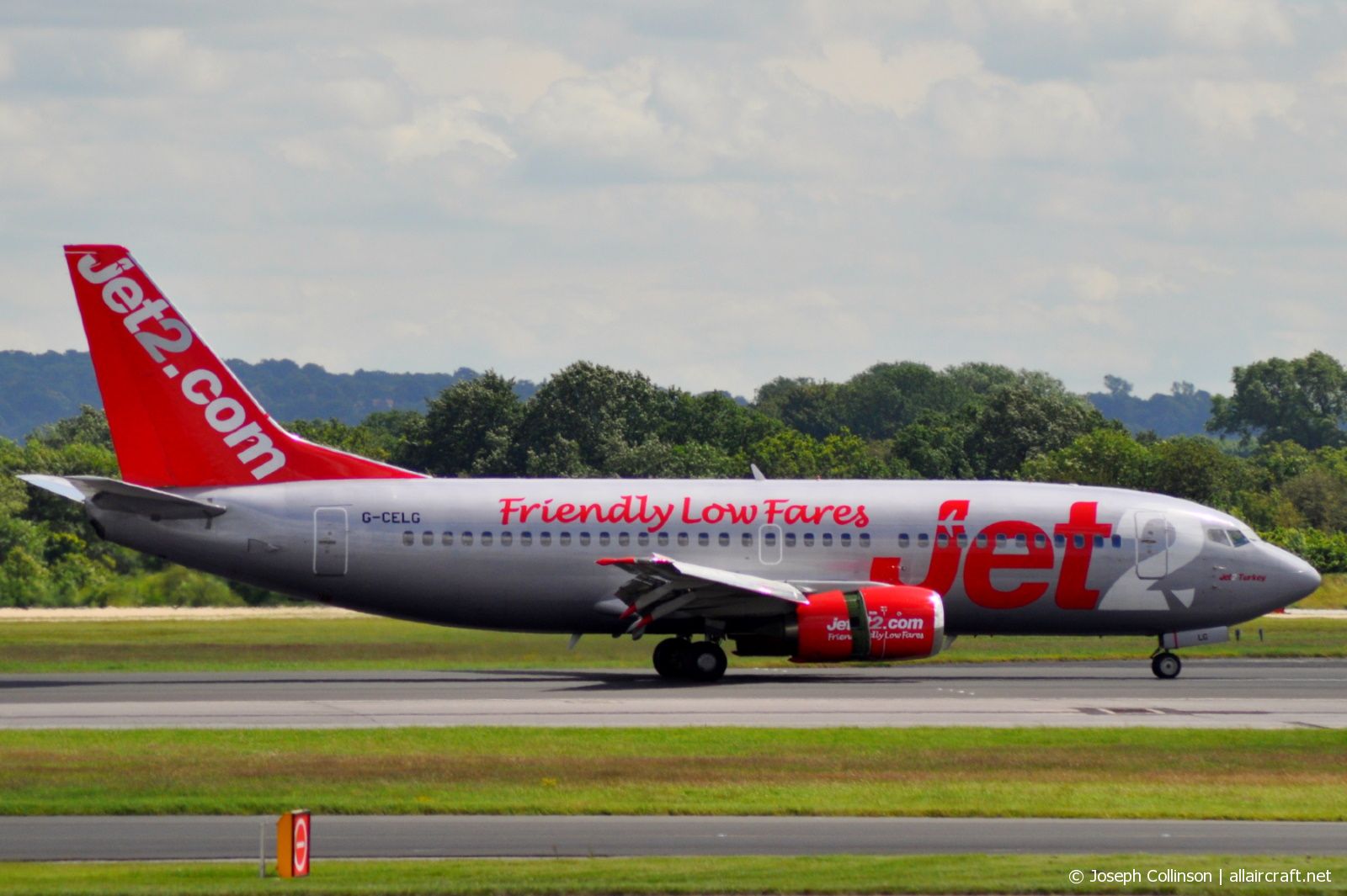 G-CELG (24303) 1988 Boeing 737-377