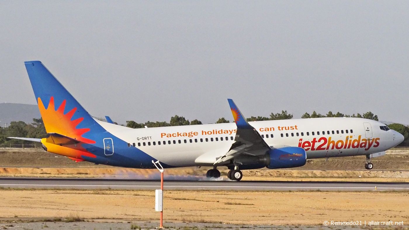 G-DRTT (30722) 2007 Boeing 737-8Q8(WL)