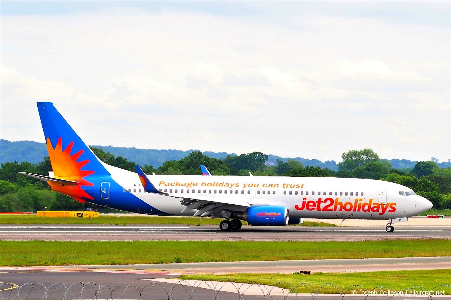 G-DRTT (30722) 2007 Boeing 737-8Q8(WL)