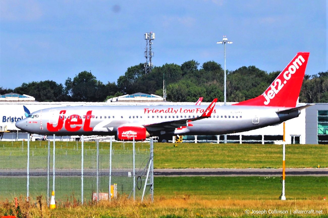 G-DRTY (33554) 2003 Boeing 737-8AS(WL)